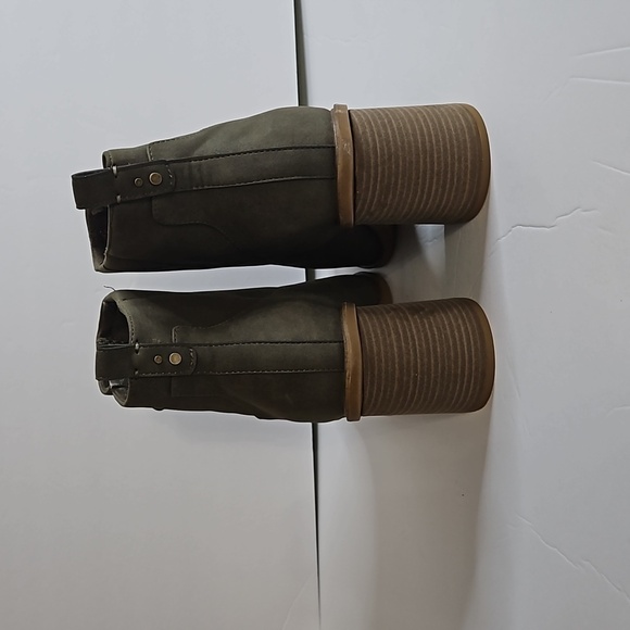 Dr Scholl's Rodeo Ankle Boot sz 11 Olive Green Pre-owned like new - Picture 4 of 11